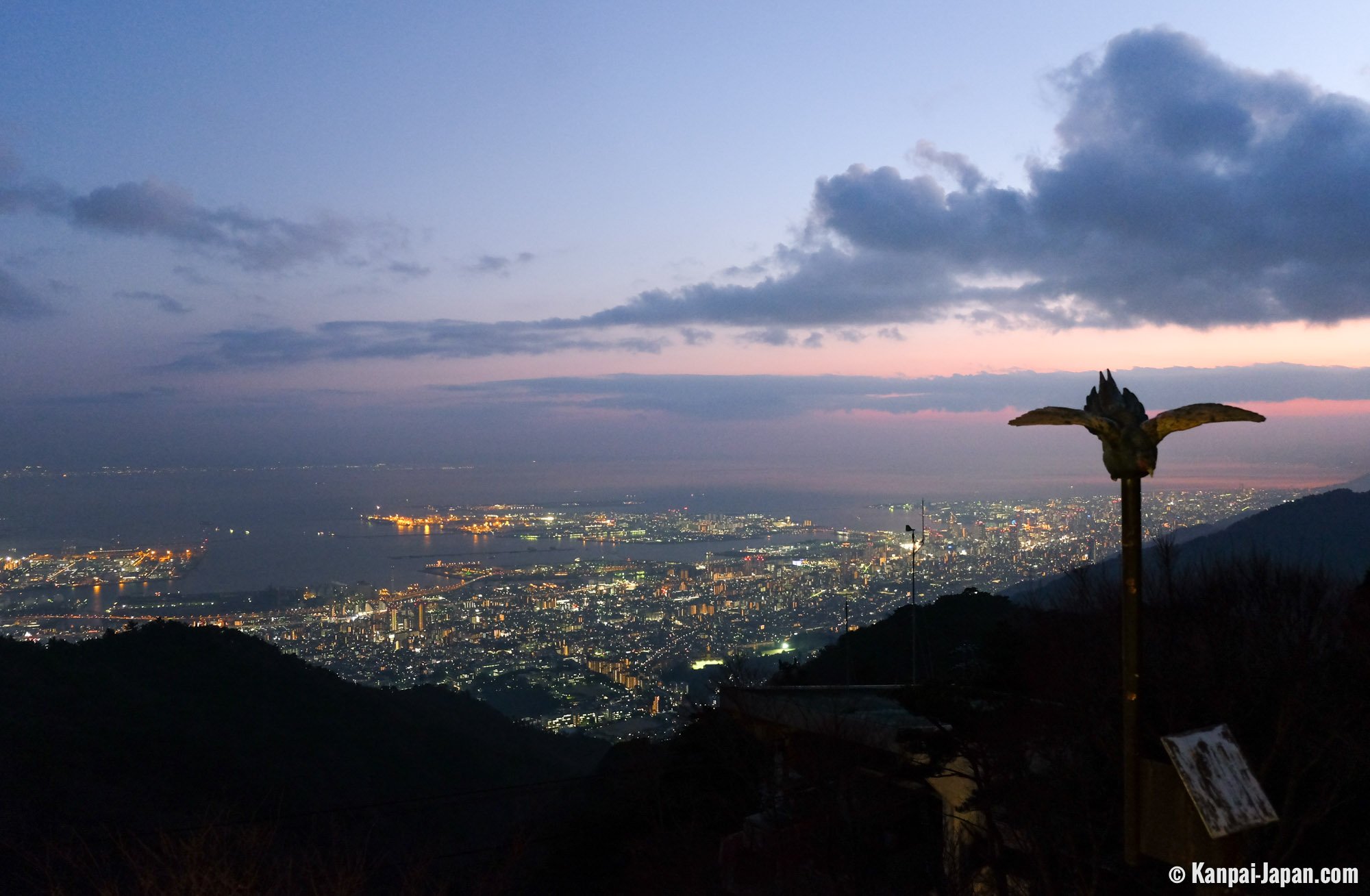 🏞️ 히가시롯코 전망대